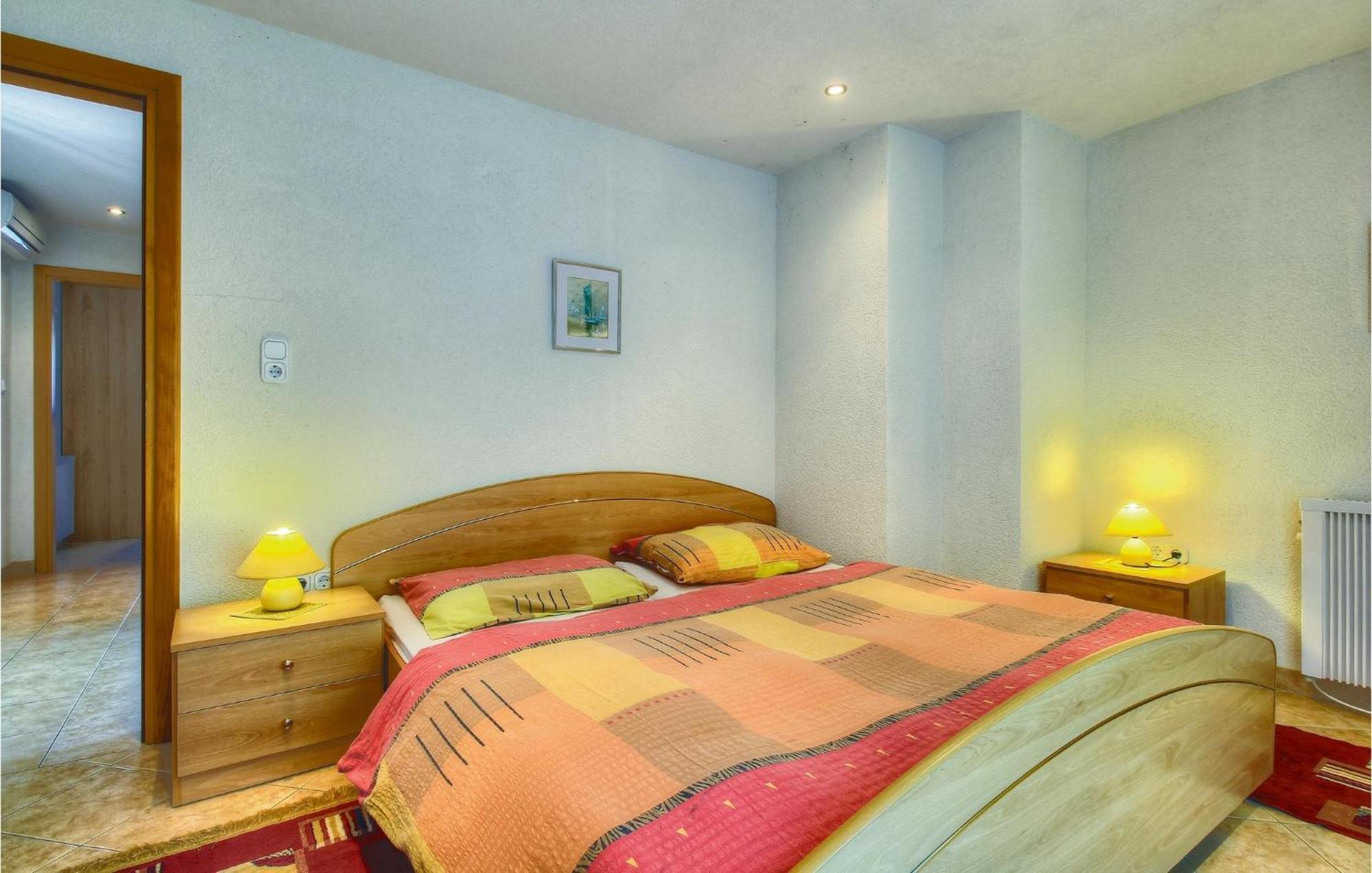 3 Bedroom Gorgeous Home In Buje Luaran gambar
