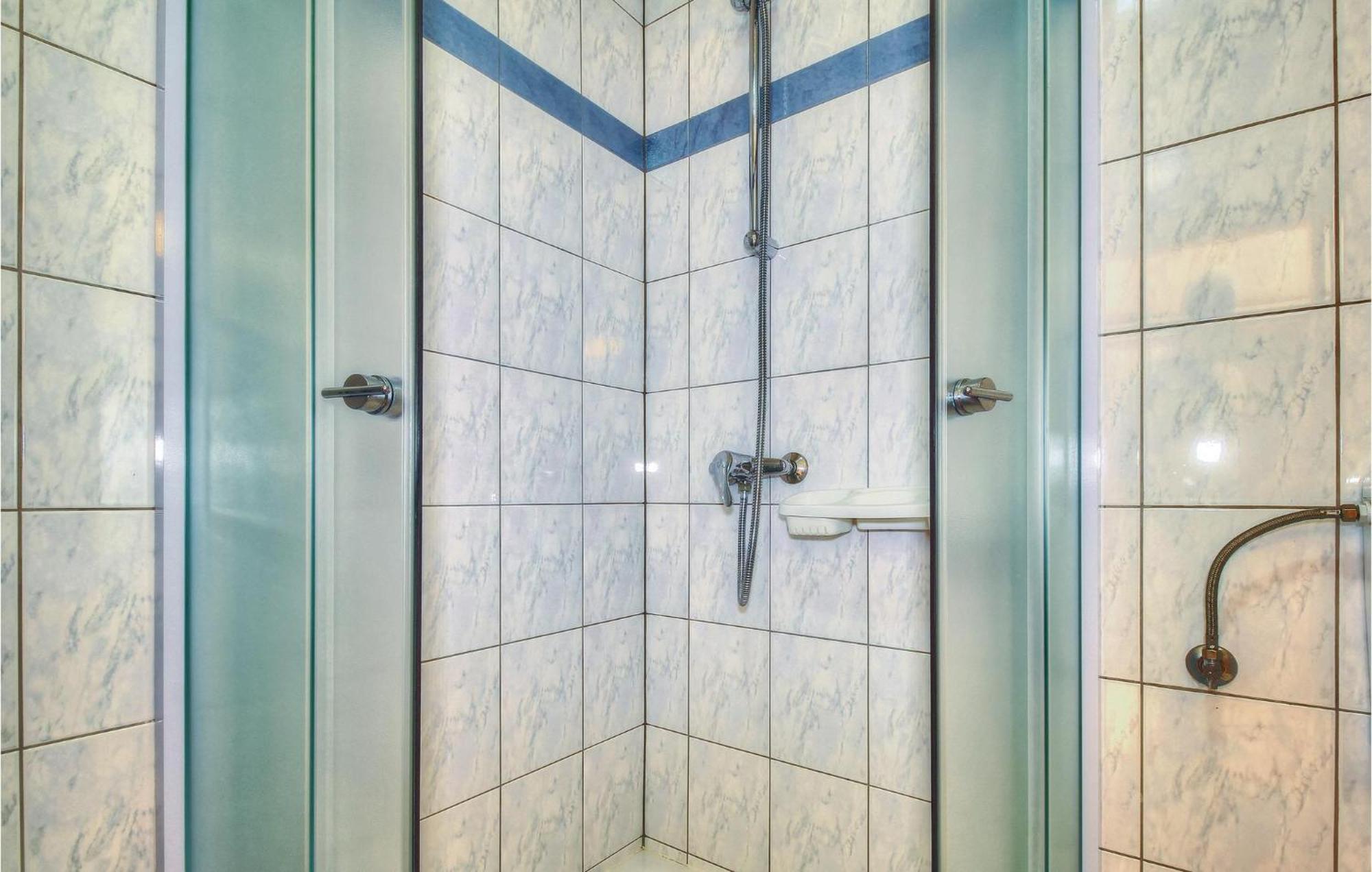 3 Bedroom Gorgeous Home In Buje Luaran gambar